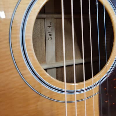 Guild USA F-40 Traditional - Natural image 3