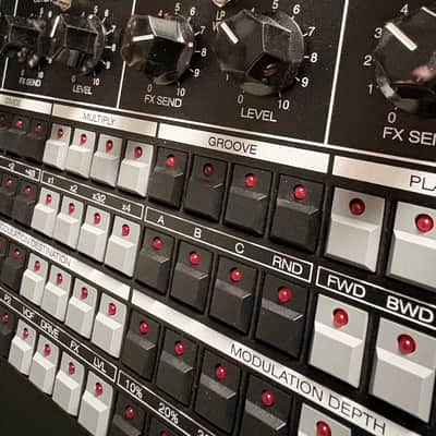 Erica Synths Perkons HD-01 - black - Mint image 7