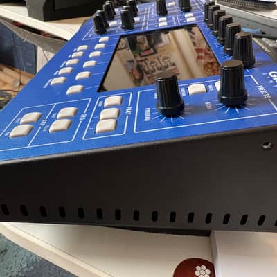 Groove Synthesis 3rd Wave 8M 8-Voice Desktop Synthesizer 2025 - Present - Blue image 3