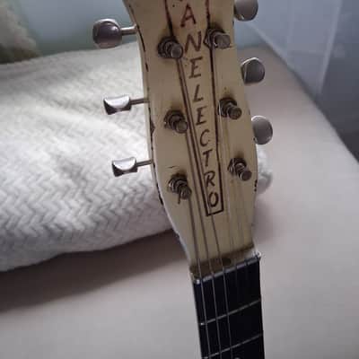 Danelectro DC-1 1959 - Rare White image 5