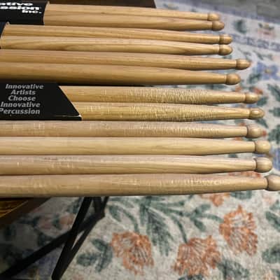 Innovative Percussion 2b and Vic Firth 3A with Bag image 2