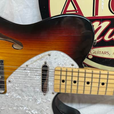 Fender Classic Series '69 Telecaster Thinline Guitar with Case 2009 - 3-Color Sunburst / Maple neck image 8