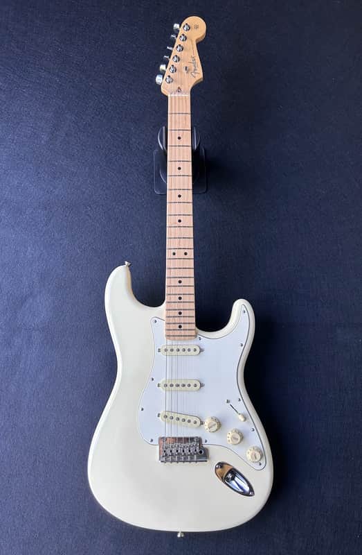 Fender American Professional Stratocaster 2016 – Made in USA – Olympic White