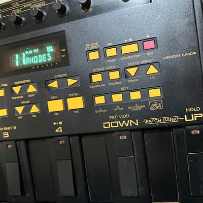 Roland GR-1 & GK-2 Guitar Synthesizer image 3