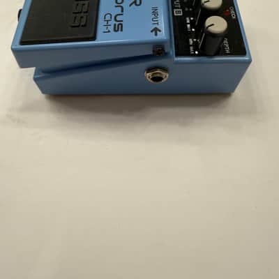 Boss Roland CH-1 Super Chorus Guitar Effect Pedal image 4