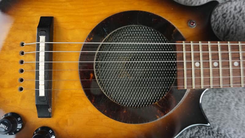 Morris Sound Circus Series Amplified Travel Guitar Japan Tobacco
