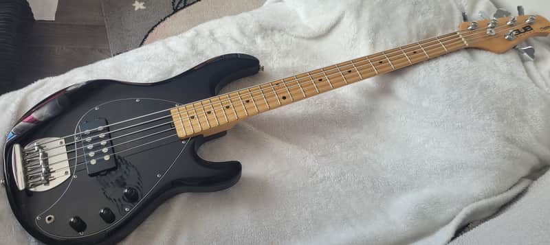Ernie Ball Music Man SUB Sterling Bass