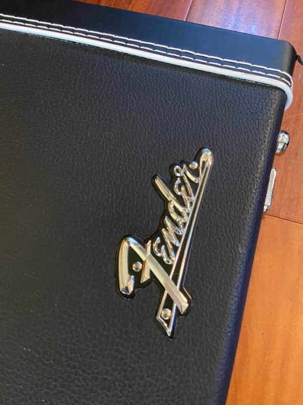 Fender Classic Series Black Tolex Case Strat Tele Stratocaster Guitar Blk Lining image 1