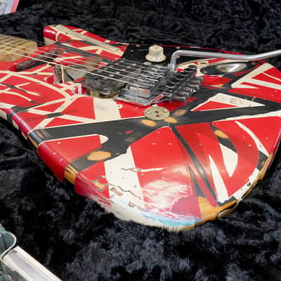 Fender Custom Shop Eddie Van Halen Signature Frankenstein 2007 - Red/White/Black image 2