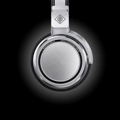 Neumann NDH 20 Closed Back Monitoring Professional Studio Headphones Gaming, Mixing, Mastering, Video or Audio Production, 3M straight cable w 1’8” stereo connector and 1/4” adaptor, Nickle, Large image 5