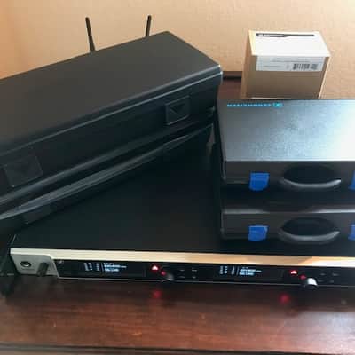 Sennheiser Digital 6000 D6000 Wireless Microphone Combo 4 Channel System image 8
