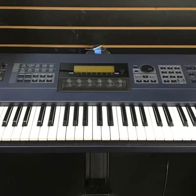 Yamaha EX 7 Keyboards 61-Key image 1