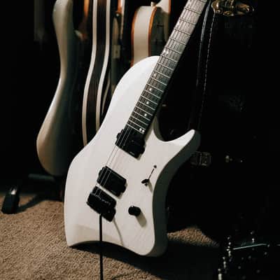 Abasi Guitars LARADA 6 MASTER SERIES SPARTAN // TUNDRA 2020 Matte Satin, White open-grain finish image 4