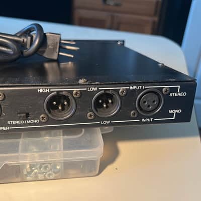 Avlex SPX-3 Stereo Electronic crossover with subwoofer output. Includes IEC power cable & rack mount bolts/washers image 7