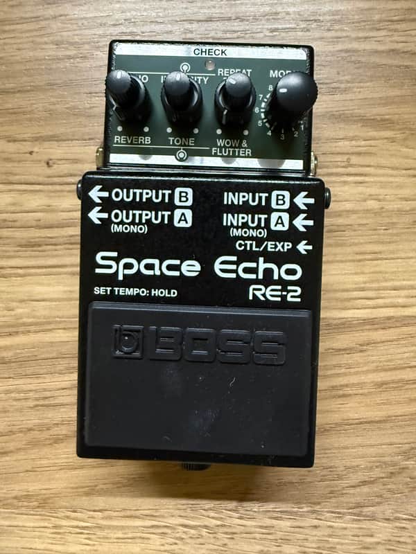 Boss RE-2 Space Echo 2022 - Present - Black / Green image 1