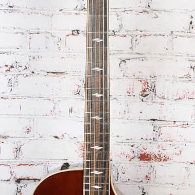 Taylor 2018 812ce-SB DLX 1 of 3 Grand Concert Acoustic Electric Guitar Sunburst w/OHSC USED image 3