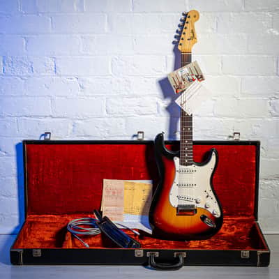 Fender Stratocaster Sunburst 1965 image 2