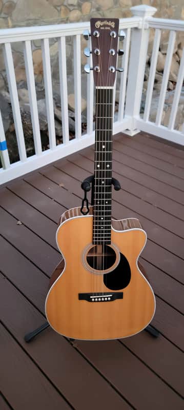 Martin Standard Series OMC-28E - Natural image 1