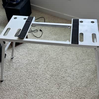 On-Stage KS7150 Platform Style Keyboard Stand 2010s - White image 3