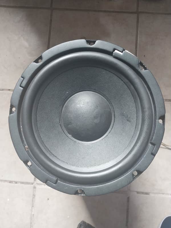 Cambridge Soundworks Bass Cube 8S -Subwoofer Speaker Only