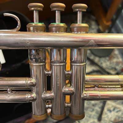 York National Trumpet image 3