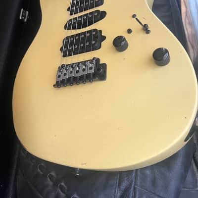 Suhr Modern Antique Vintage Yellow with Roasted Flame Maple Neck, WOW! image 9