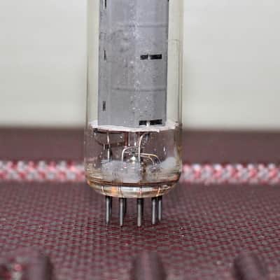 570249_6
