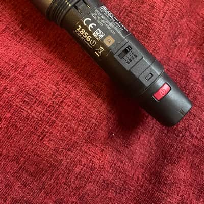 Sennheiser XS Handheld Mic Wireless System - A Band (606630 MHz) 2010s - Black image 4