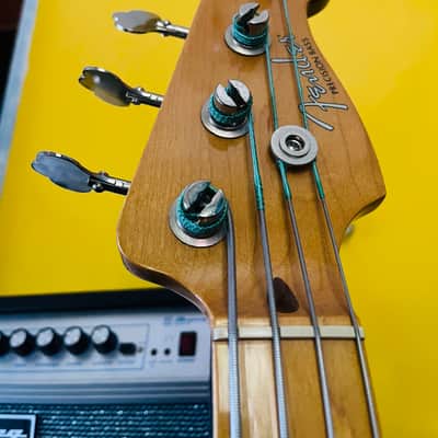 Fender Classic Series '50s Precision Bass 2005 - 2016 - Honey Blonde image 9