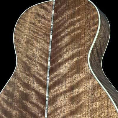 Martin Custom Shop 00 28 Style Adirondack / Exceptionally Figured Black Walnut w/case 2942913 image 11
