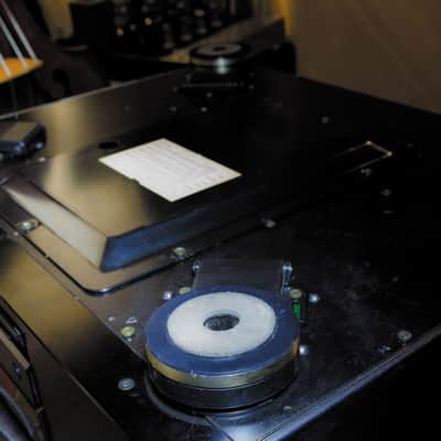 Kenwood DP X9010 CD transport image 4
