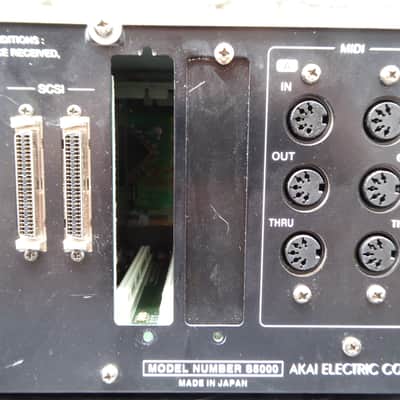 Akai S5000 MIDI Stereo Digital Sampler 1998 - White - FULL RAM - EX image 9