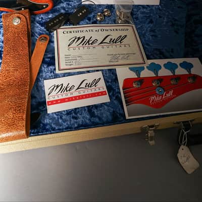 Mike Lull P5 Fretless image 12