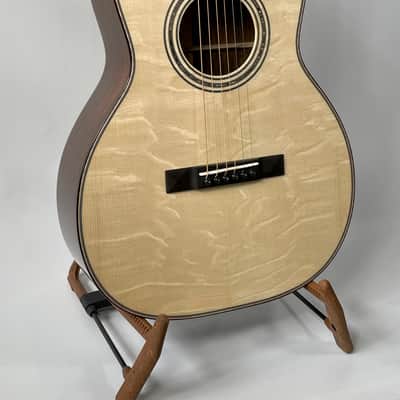 Huss and Dalton 00-SP Custom 2021 Bearclaw Italian Spruce & Cocobolo. Mint. (Authorized Dealer) image 3