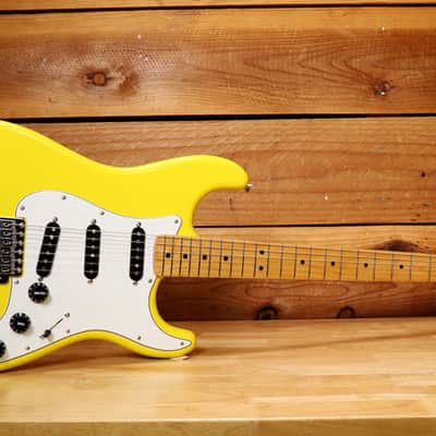 Fender MIJ Limited International Color Stratocaster 2022 - Monaco Yellow 02336 image 2