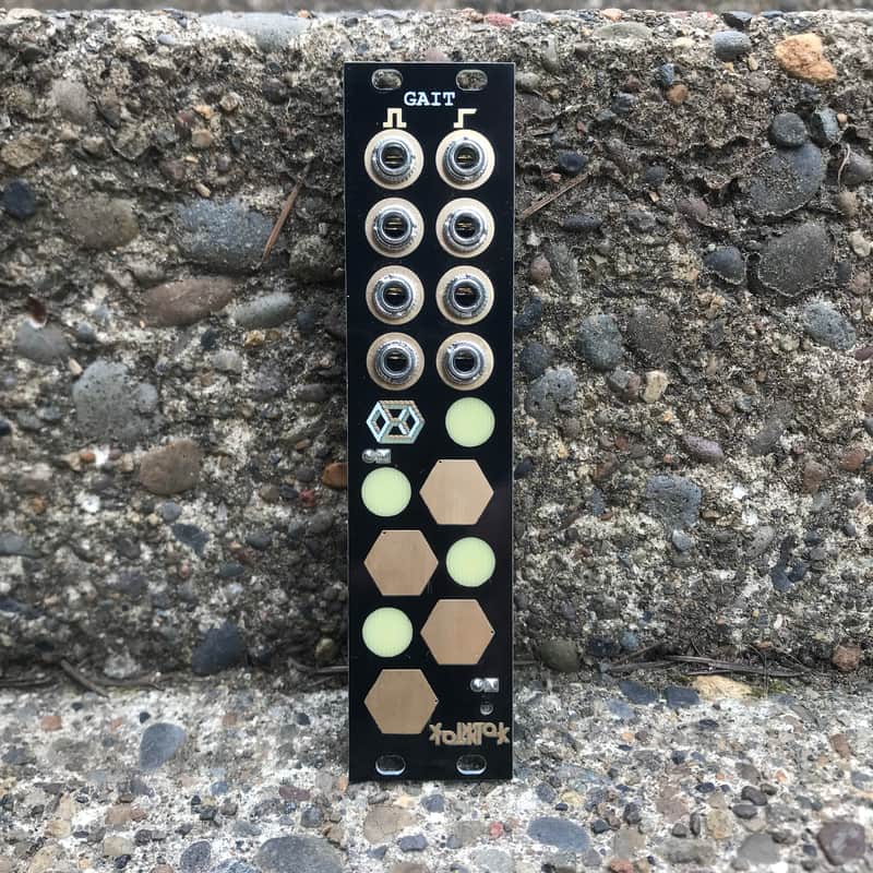 Folktek Gait 2018 - Black and Gold image 1