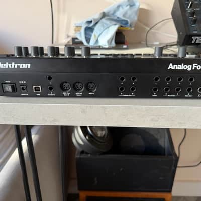 VERY NEW Elektron Analog Four MKII 4-Voice Tabletop Analog Synthesizer 2020 - Present - Black image 4