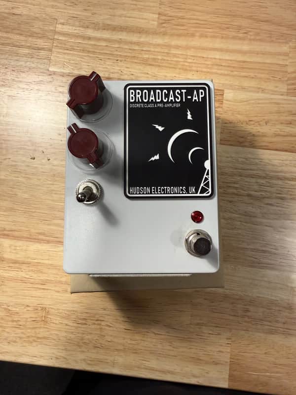 Hudson Electronics Broadcast-AP Ariel Posen Signature