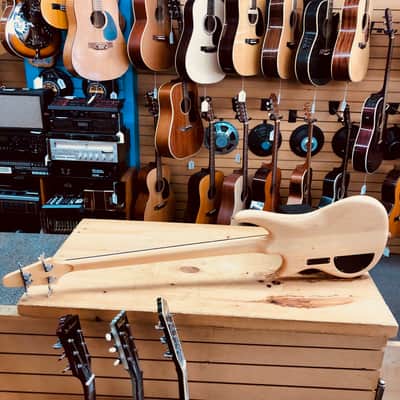 Alembic Epic 4 Fretless Electric Bass Guitar image 13