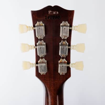 Gibson Custom 1964 ES-335 Reissue VOS, Vintage Sunburst | Demo image 8