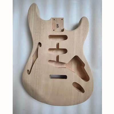 Unfinished Mahogany Wood Strat Style Guitar Solid Body with F Hole imagen 1