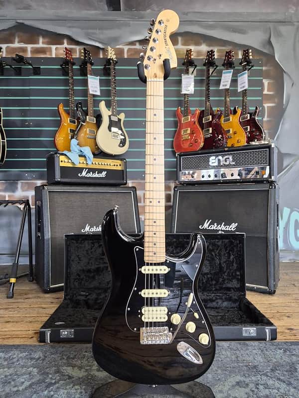 Fender American Performer Stratocaster HSS 2023 Gloss Black Electric Guitar