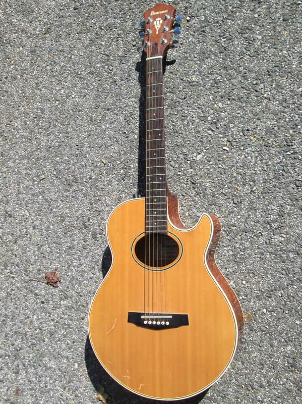 エレアコ　Ibanez AE-400 Ibanez Collectors World: Information on an Ibanez AE400 acoustic