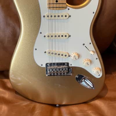 Fender Limited Edition 60th Anniversary American Stratocaster 2014 - Mystic Aztec Gold image 2