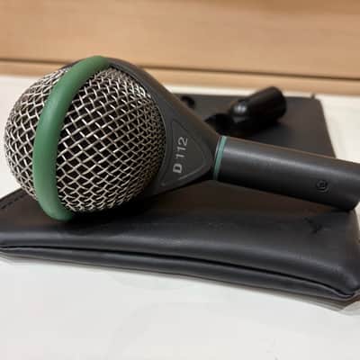 AKG D112 Large-Diaphragm Dynamic Kick Drum Microphone 2010s - Black image 4