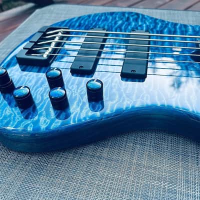2023 Roscoe SKB3005 Quilted Maple Loaded image 9