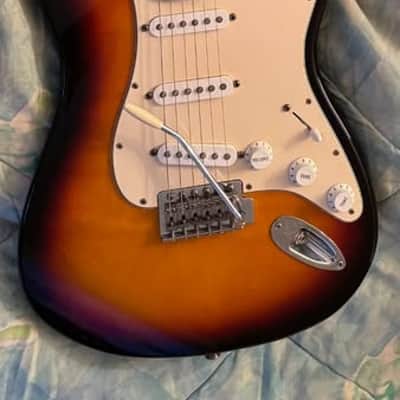 2004 FENDER Standard Stratocaster® SSS MEXICAN MIM - Rosewood Fingerboard - Brown Sunburst image 1