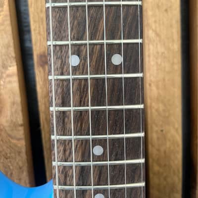 Squier Mustang 2010-2020 - Electric Blue image 4