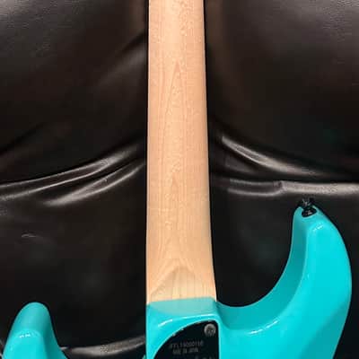 Fender Limited Edition HM Strat 2020 reissue - Ice Blue /w hardshell case image 7