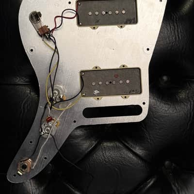 Fender Jazzmaster Player 2 Loaded Pickguard 2025 - Vintage White image 2